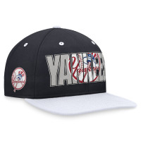 Adult Men's New York Yankees Cooperstown Collection Pro Snapback Hat - Navy